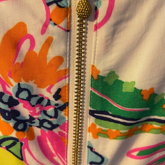 New With Tags Lilly Pulitzer for Target size Med Nosey Posey floral top - Picture 5 of 8